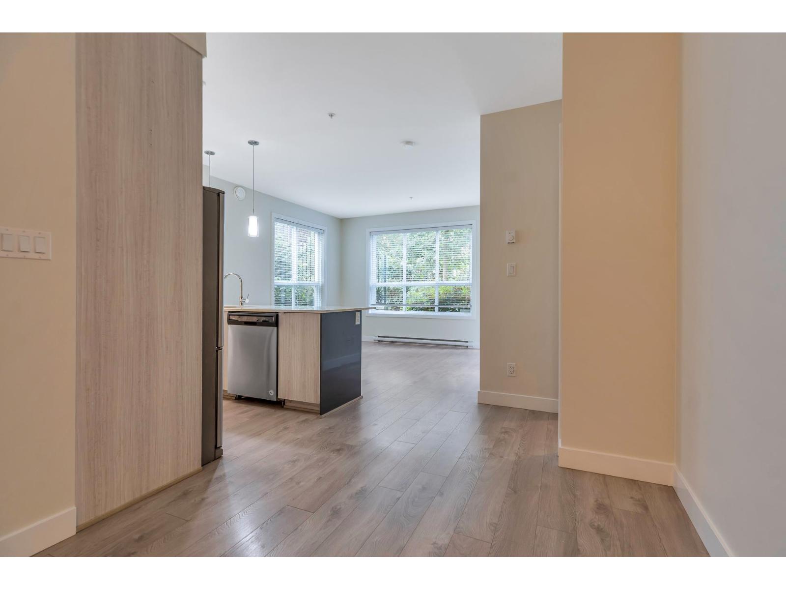 111 6438 195a Street, Surrey, British Columbia  V4N 6R5 - Photo 6 - R3055047