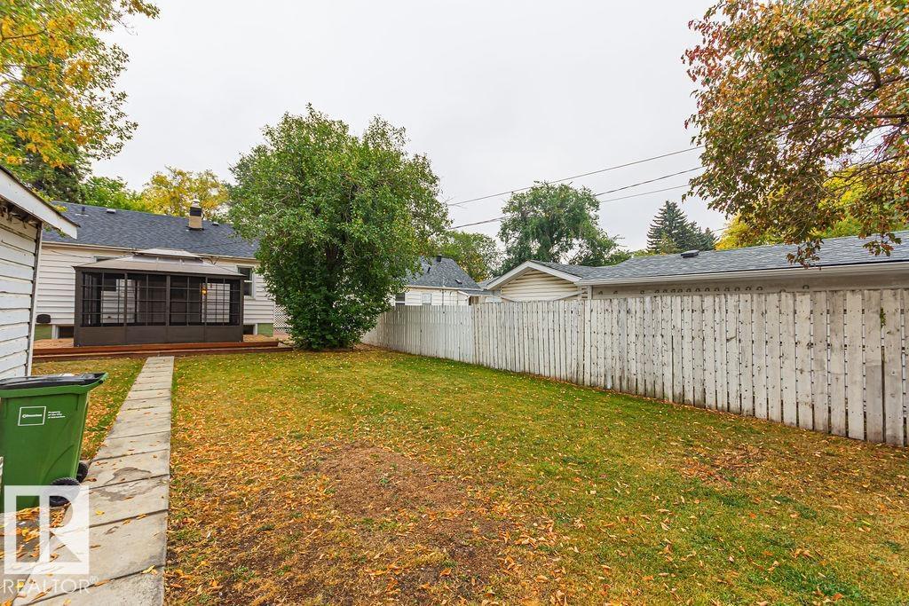 12410 90 St Nw, Edmonton, Alberta  T5B 3Z8 - Photo 9 - E4460682