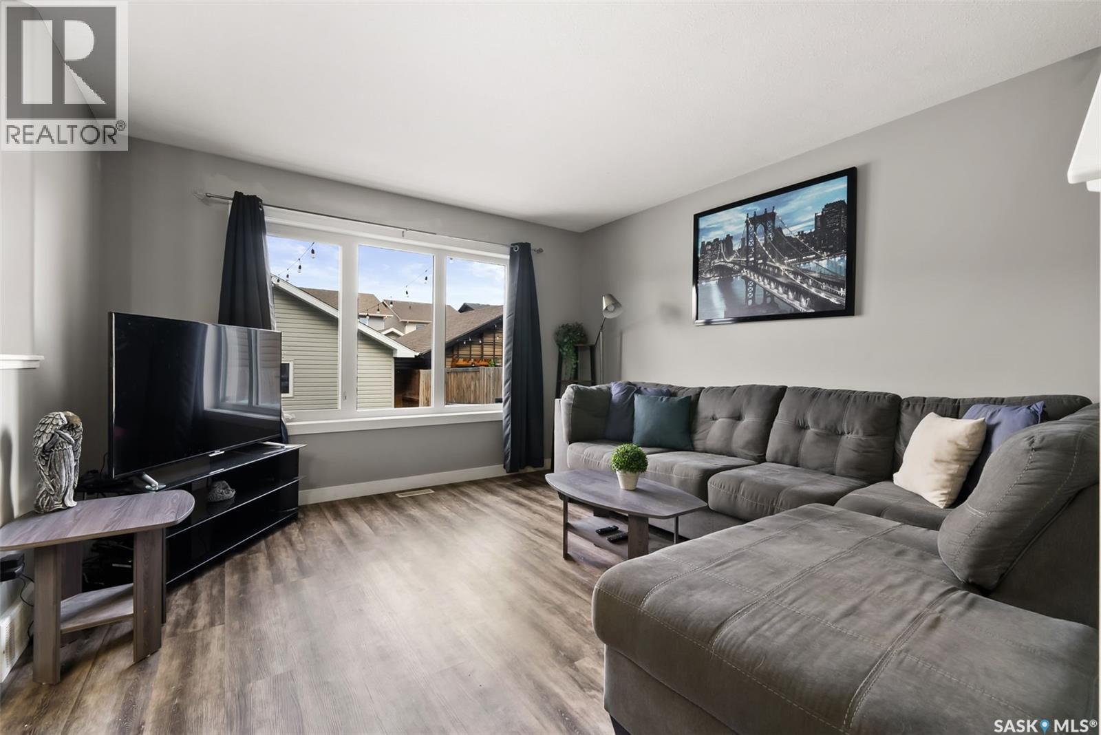 5330 UNIVERSAL CRESCENT, Regina, Saskatchewan