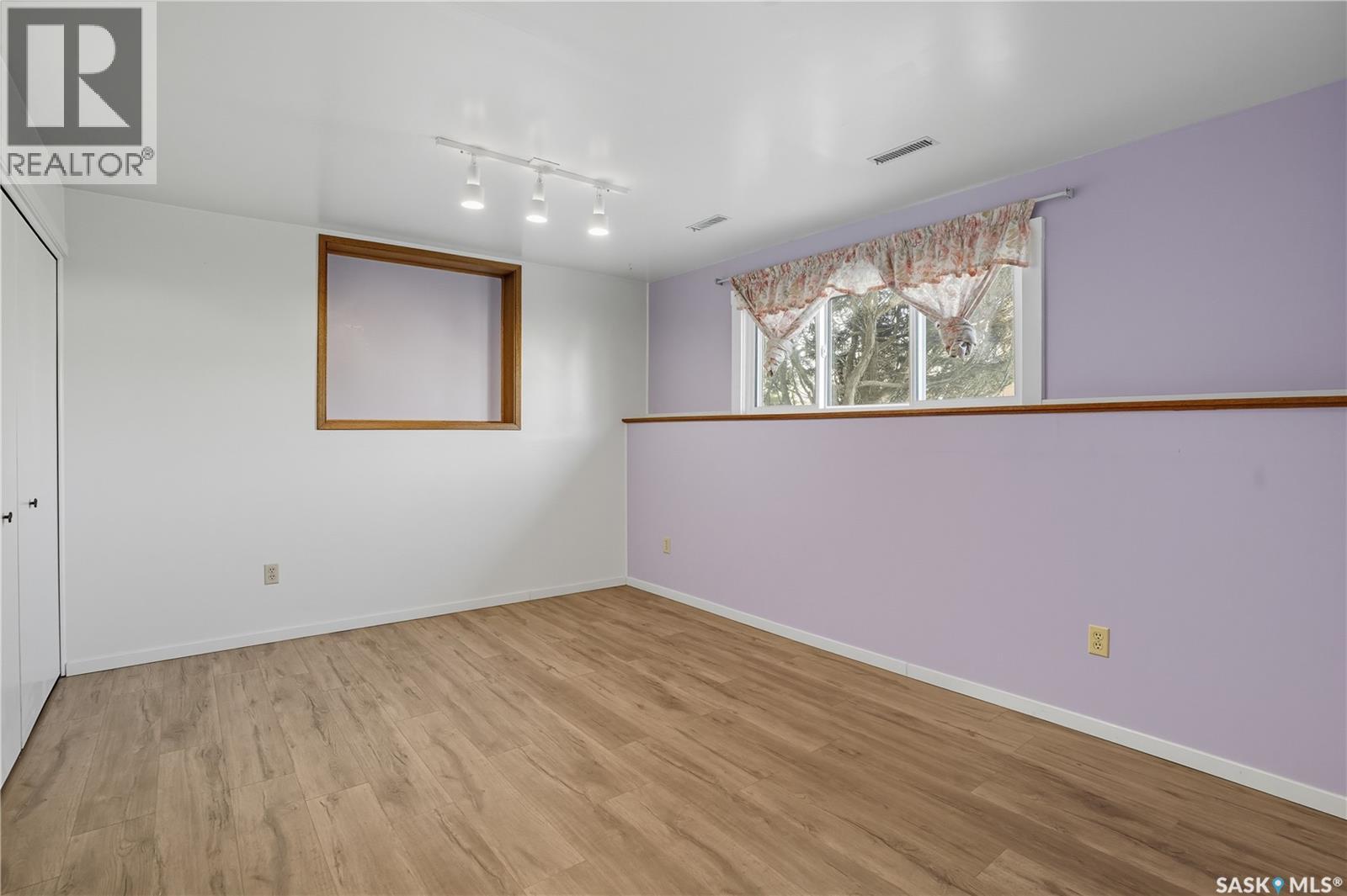 1215 Acadia Drive, Saskatoon, Saskatchewan  S7H 4X4 - Photo 32 - SK019915