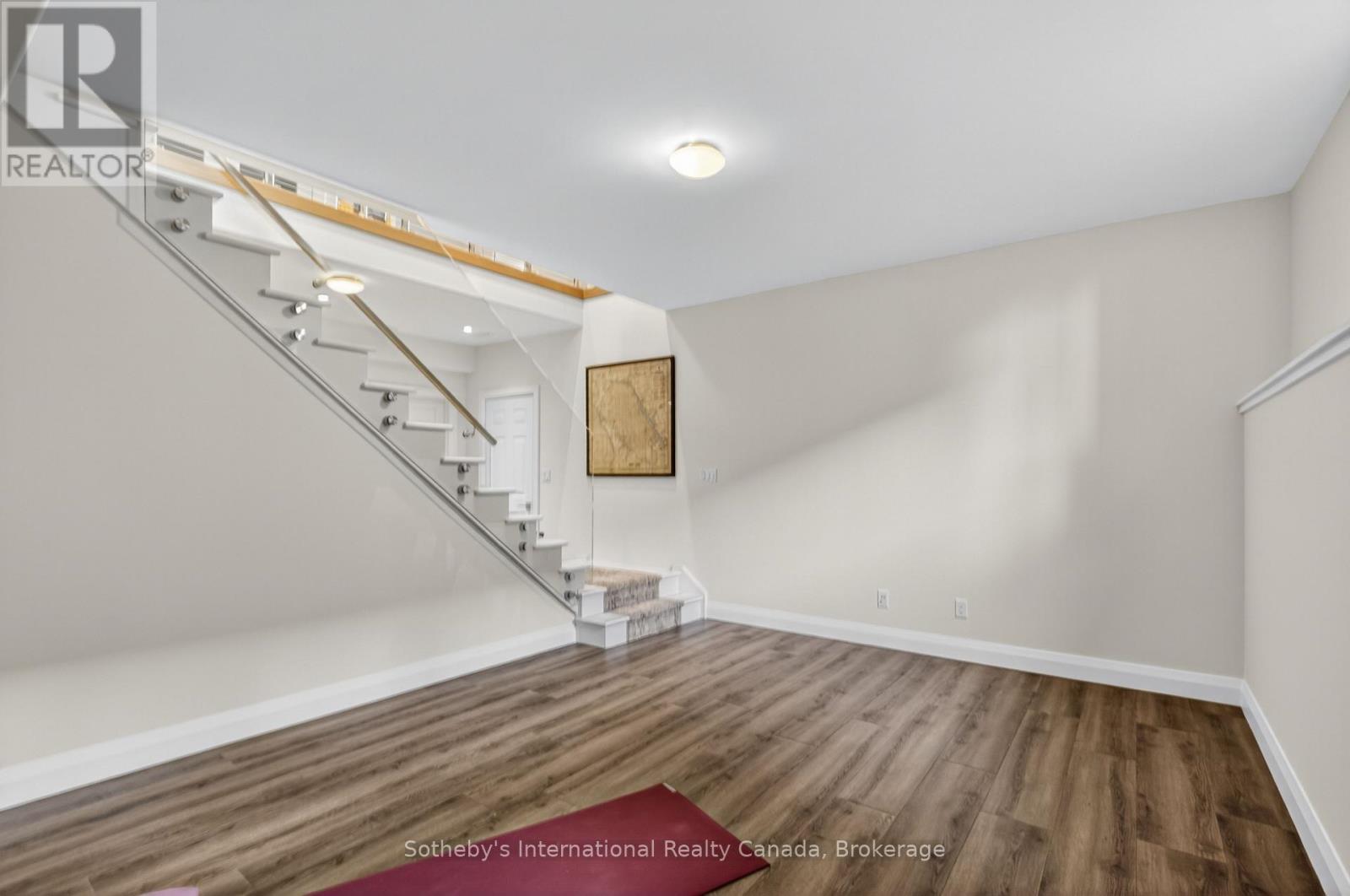 190 Beech Street, Collingwood, Ontario  L9Y 2T4 - Photo 33 - S12443616