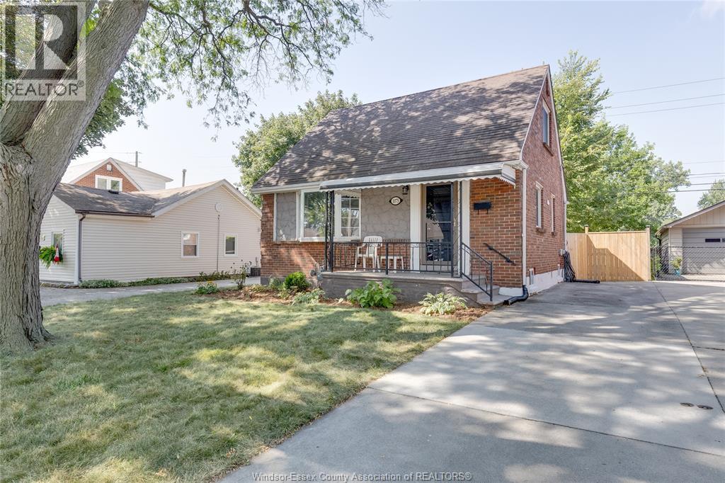 1075 Prado Place, Windsor, Ontario  N8S 2H6 - Photo 2 - 25025251