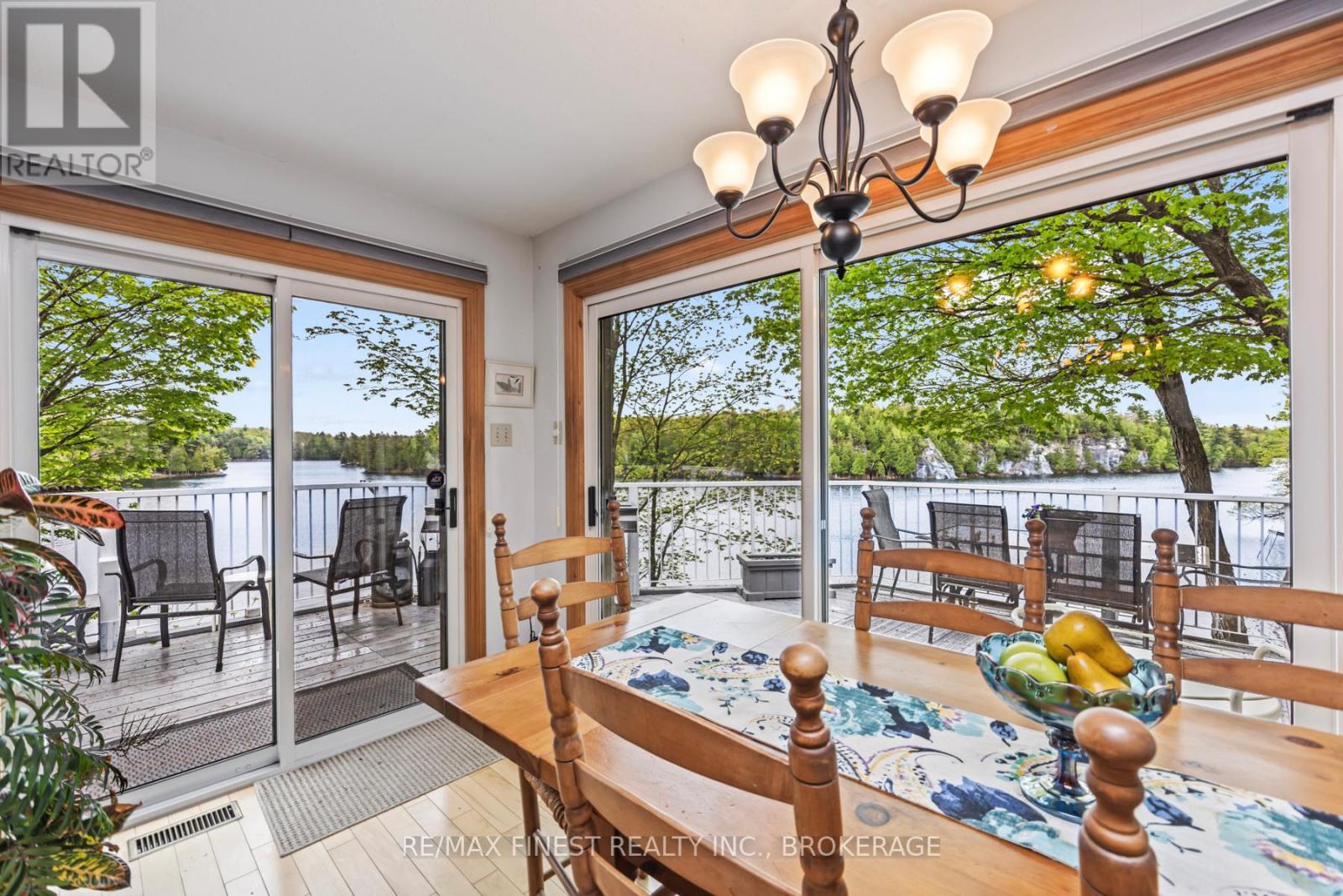 8126 Perth Road, South Frontenac, Ontario  K0H 2L0 - Photo 28 - X12443582