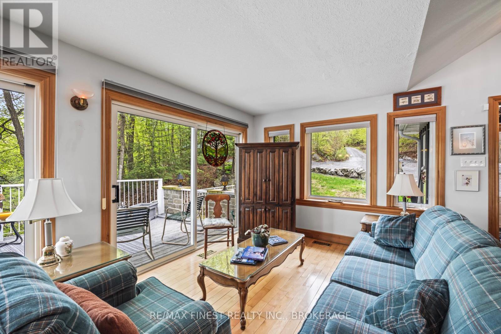 8126 Perth Road, South Frontenac, Ontario  K0H 2L0 - Photo 29 - X12443582
