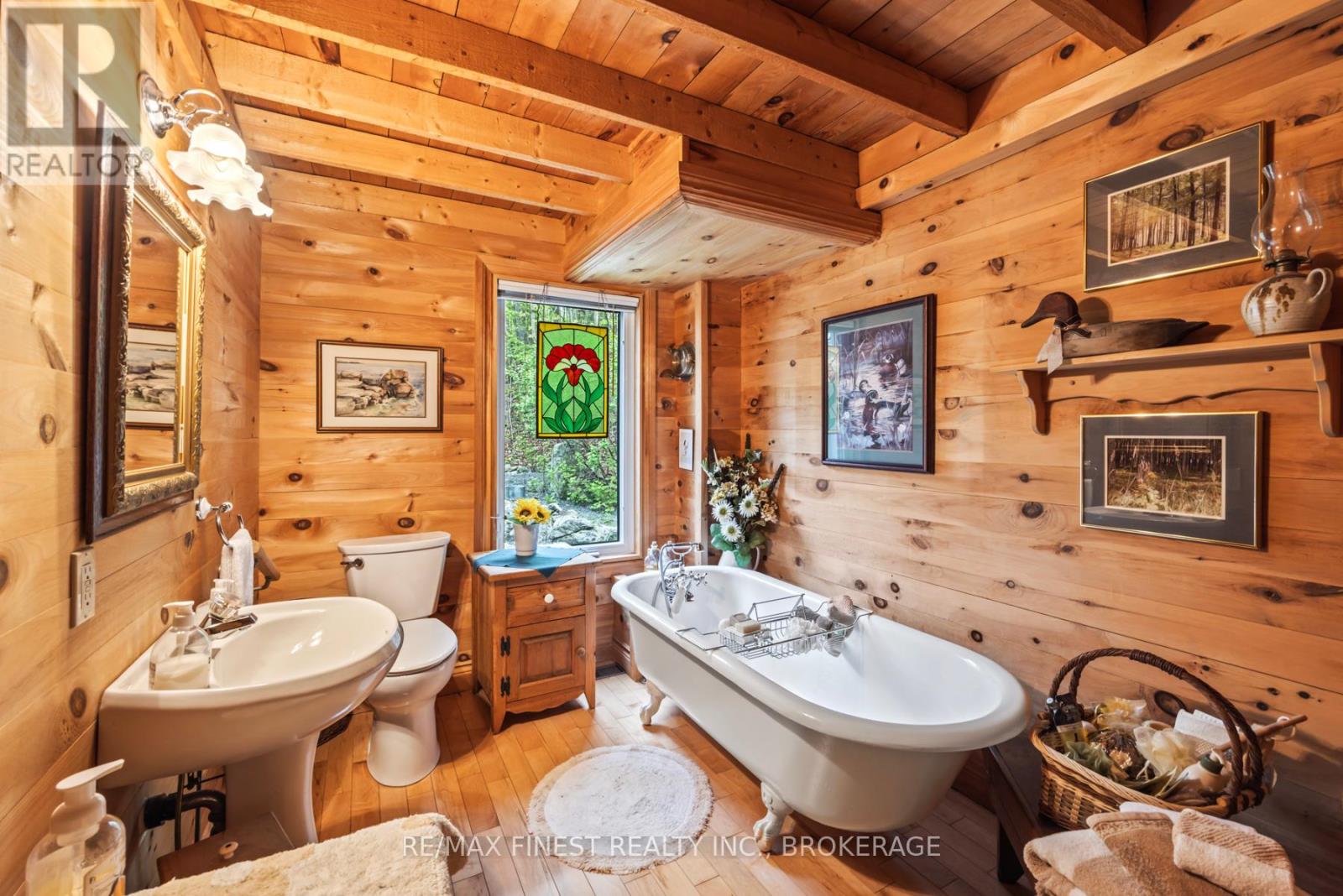 8126 Perth Road, South Frontenac, Ontario  K0H 2L0 - Photo 37 - X12443582