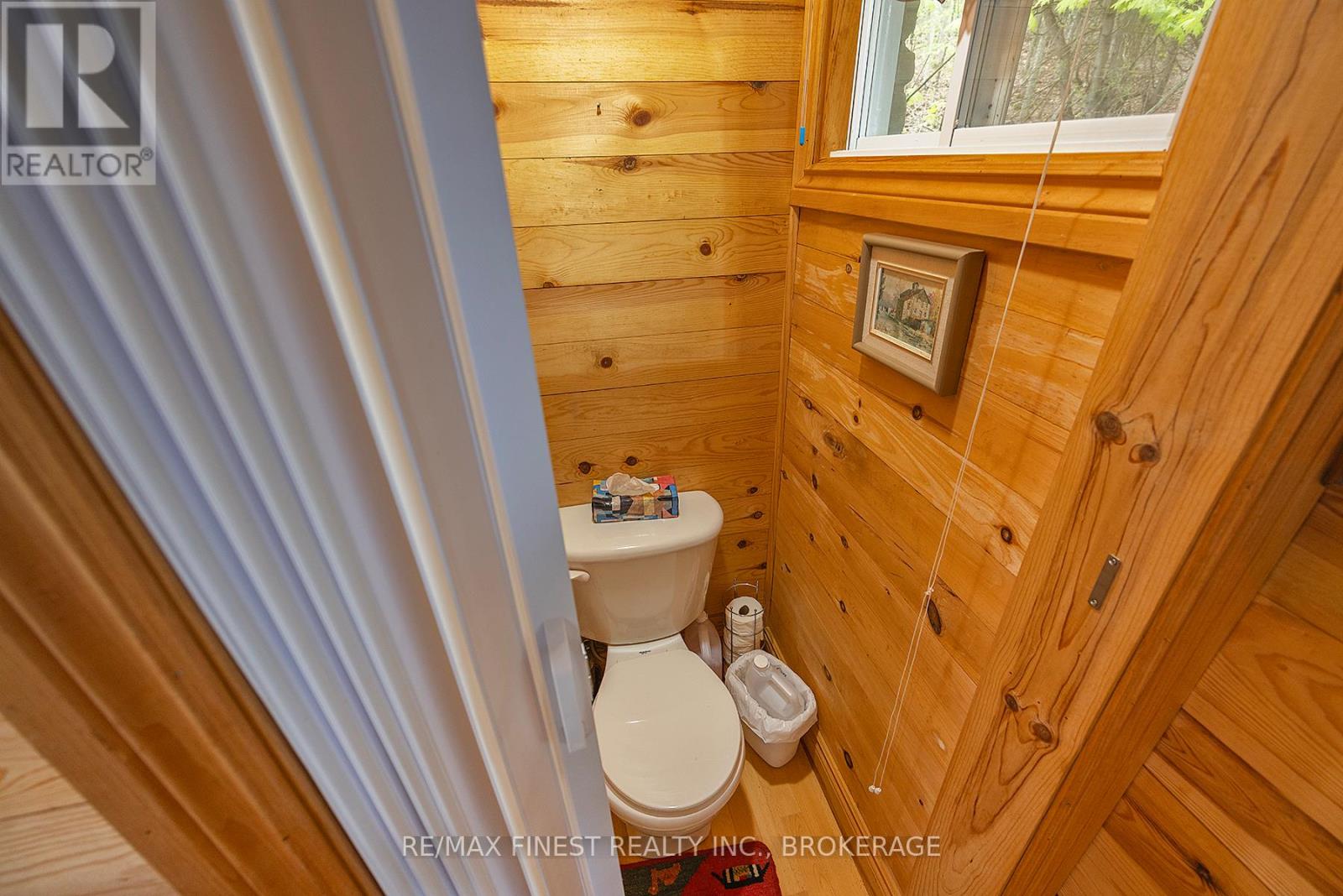 8126 Perth Road, South Frontenac, Ontario  K0H 2L0 - Photo 46 - X12443582