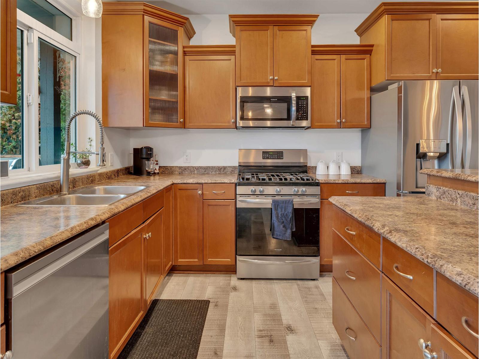 5566 Thom Creek Drive, Promontory, Chilliwack, British Columbia  V2R 5Z6 - Photo 8 - R3054981