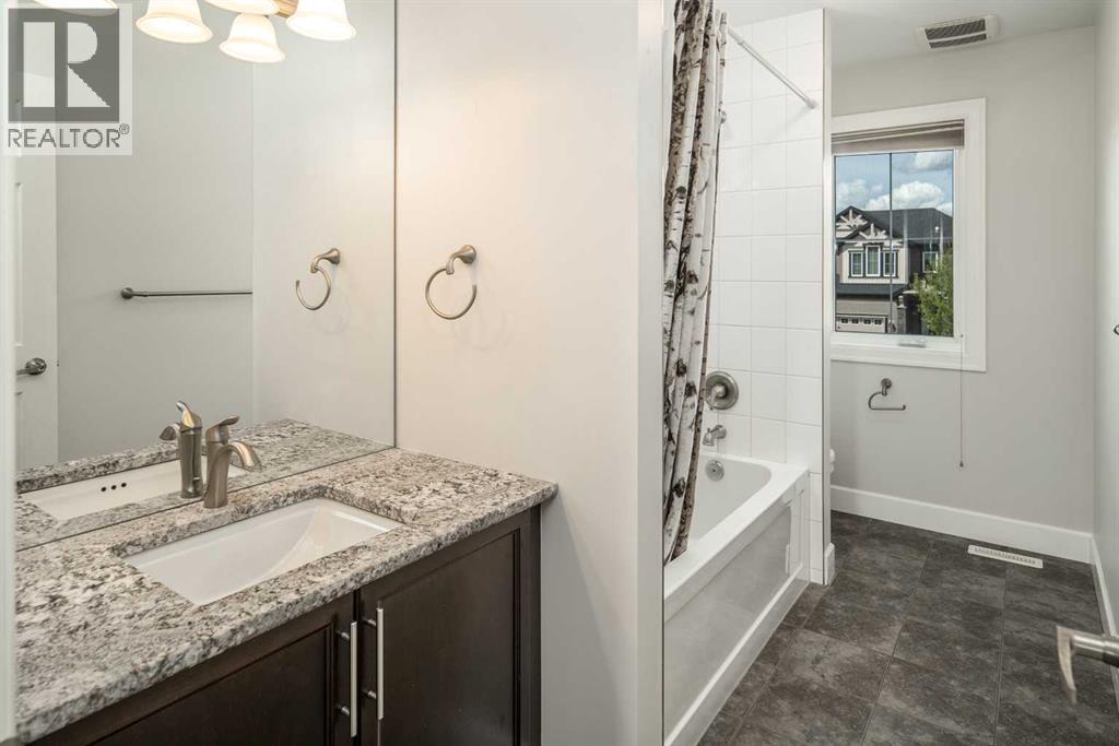 247 Lakepointe Drive, Chestermere, Alberta  T1X 0R3 - Photo 26 - A2262022
