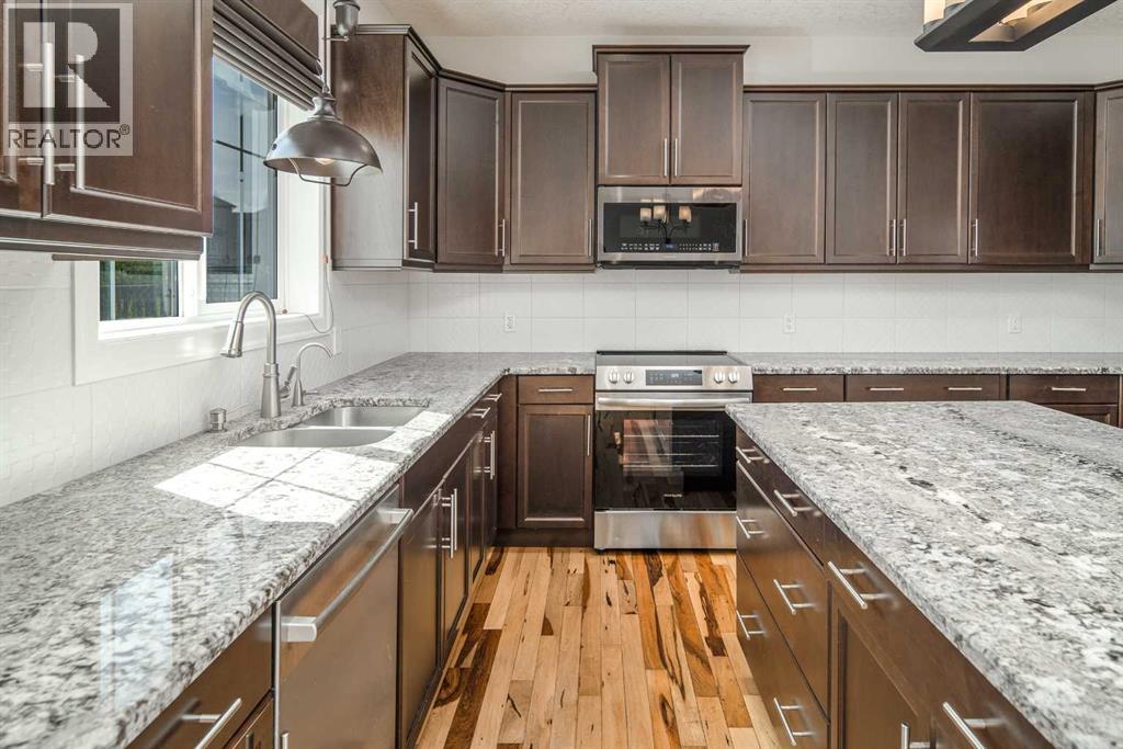247 Lakepointe Drive, Chestermere, Alberta  T1X 0R3 - Photo 5 - A2262022