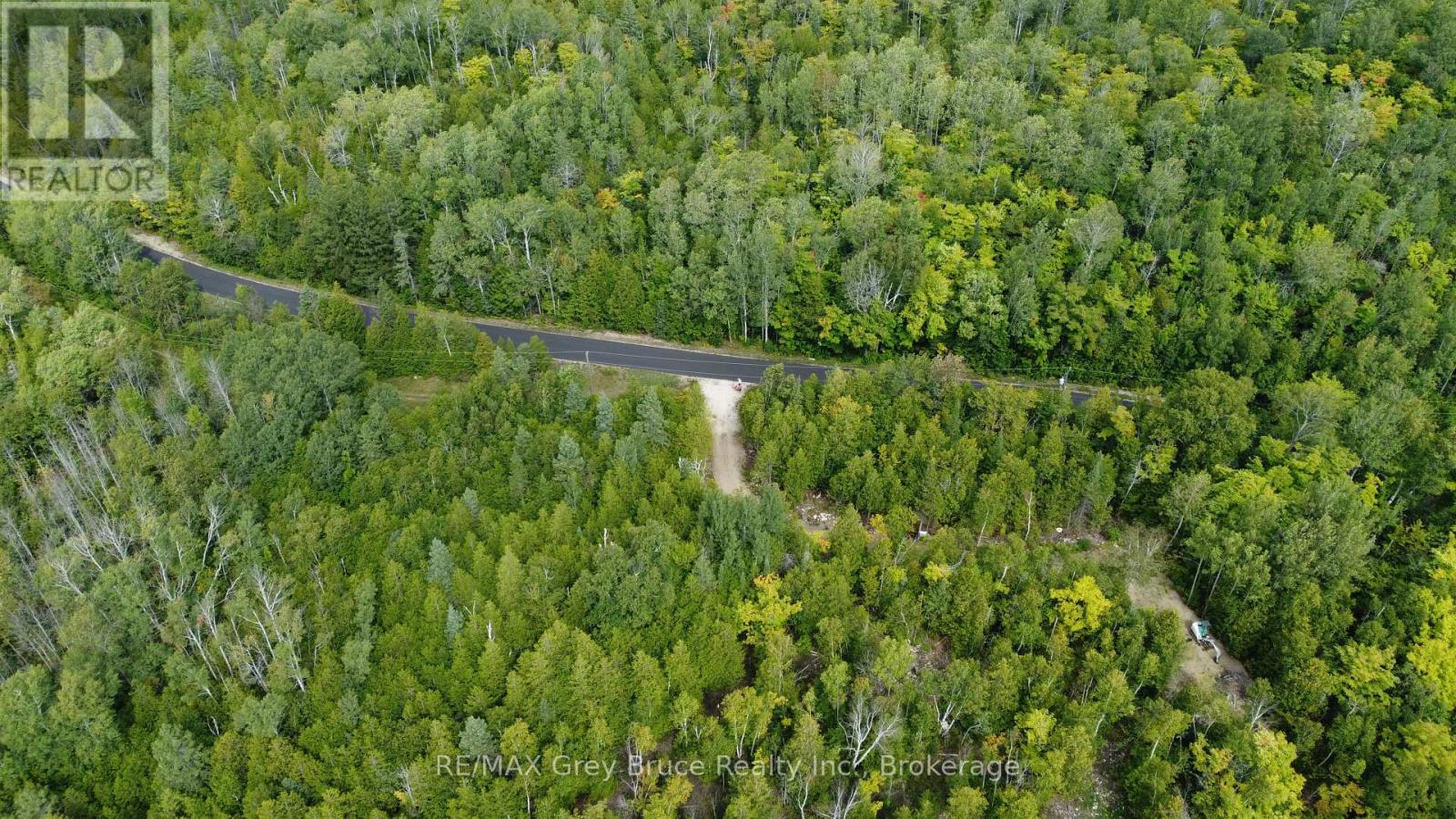 41 Noble Drive, Northern Bruce Peninsula, Ontario  N0H 1Z0 - Photo 10 - X12443474