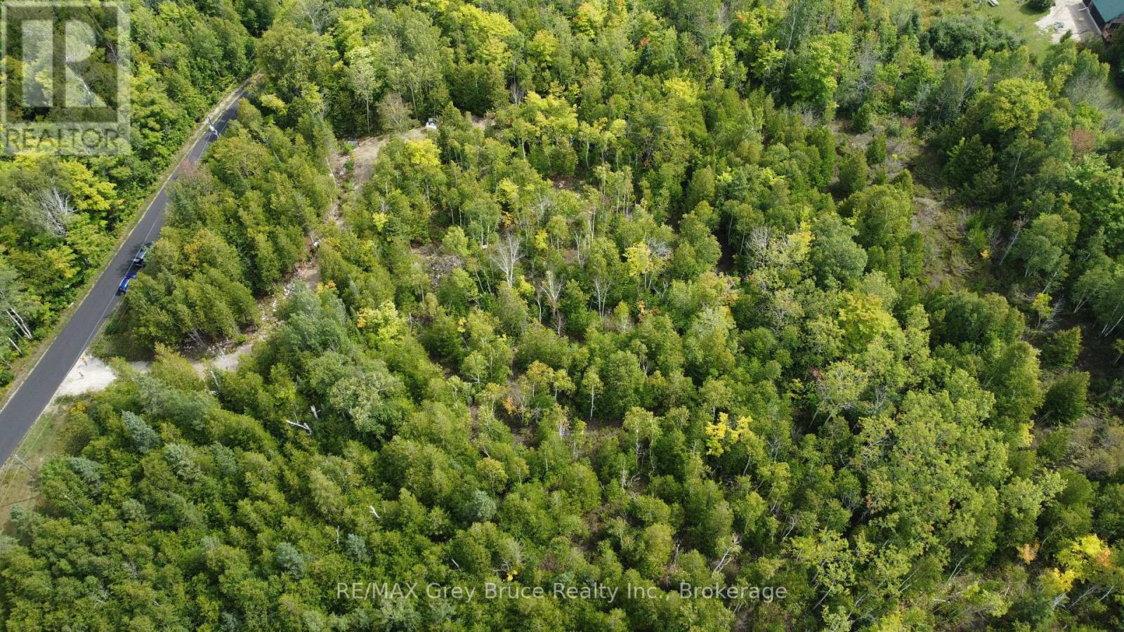 41 Noble Drive, Northern Bruce Peninsula, Ontario  N0H 1Z0 - Photo 23 - X12443474