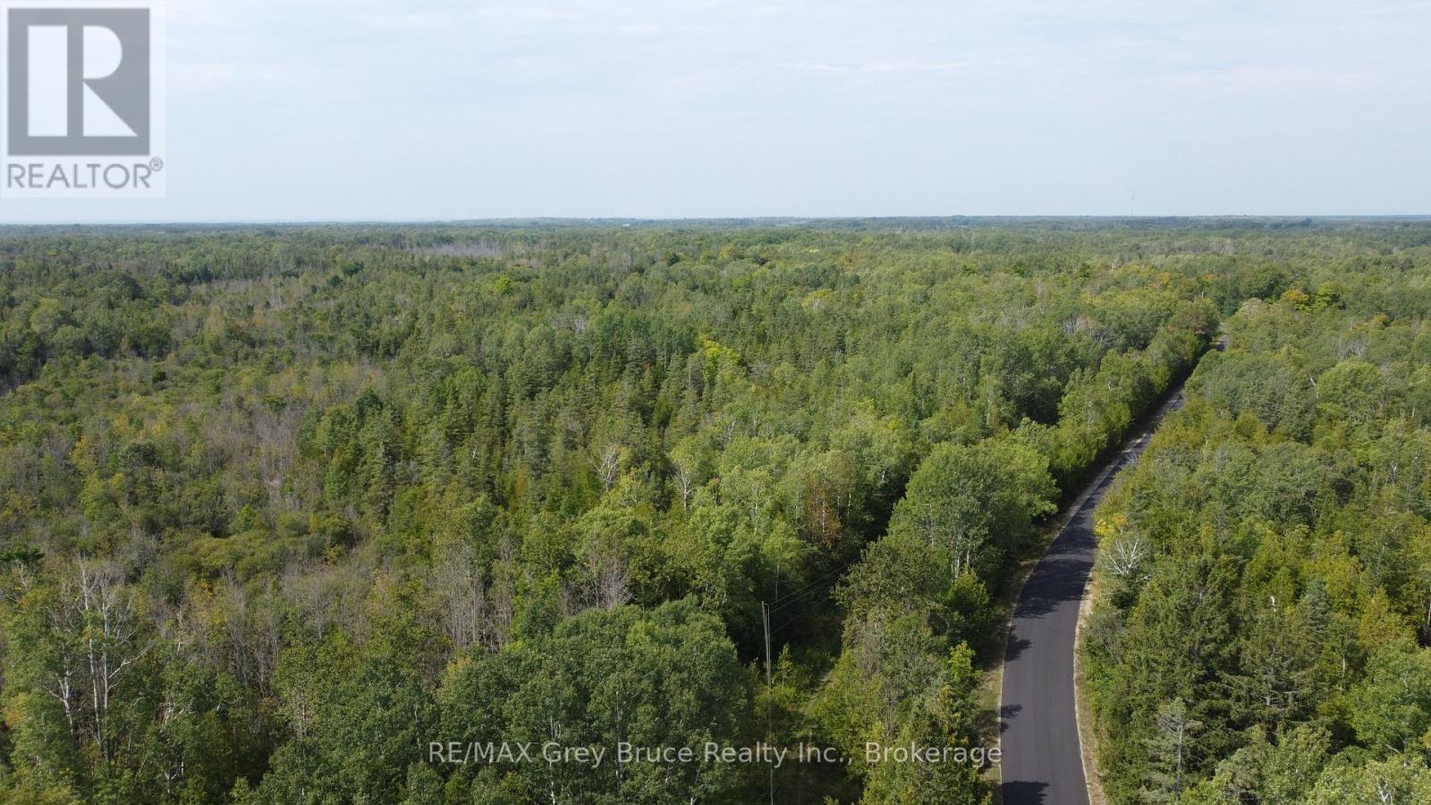 41 Noble Drive, Northern Bruce Peninsula, Ontario  N0H 1Z0 - Photo 29 - X12443474