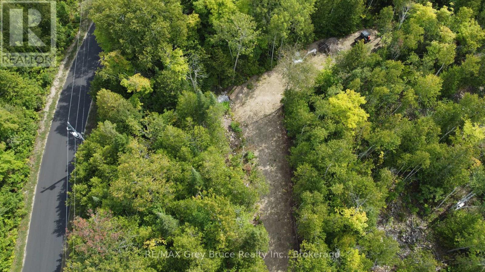 41 Noble Drive, Northern Bruce Peninsula, Ontario  N0H 1Z0 - Photo 7 - X12443474