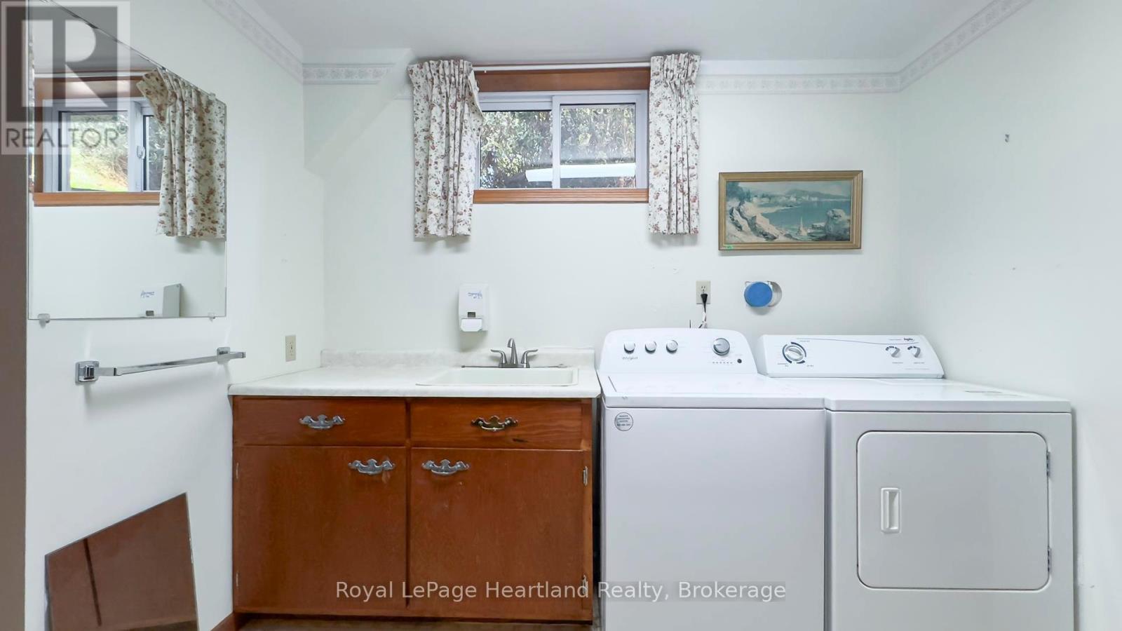 45 Winter Court, Central Huron, Ontario  N0M 1L0 - Photo 28 - X12443500