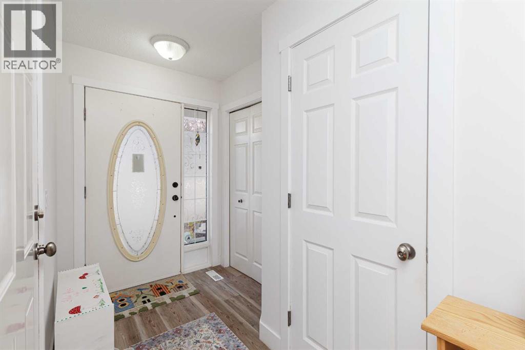 25 Chaparral Ridge Terrace Se, Calgary, Alberta  T2X 3N6 - Photo 2 - A2260996