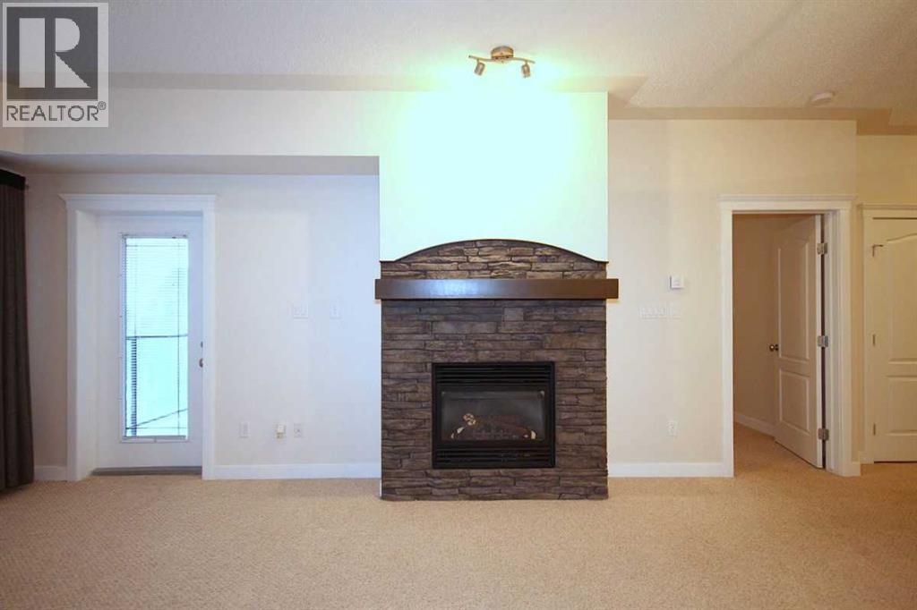 518, 30 Discovery Ridge Close Sw, Calgary, Alberta  T3H 5X5 - Photo 8 - A2261593