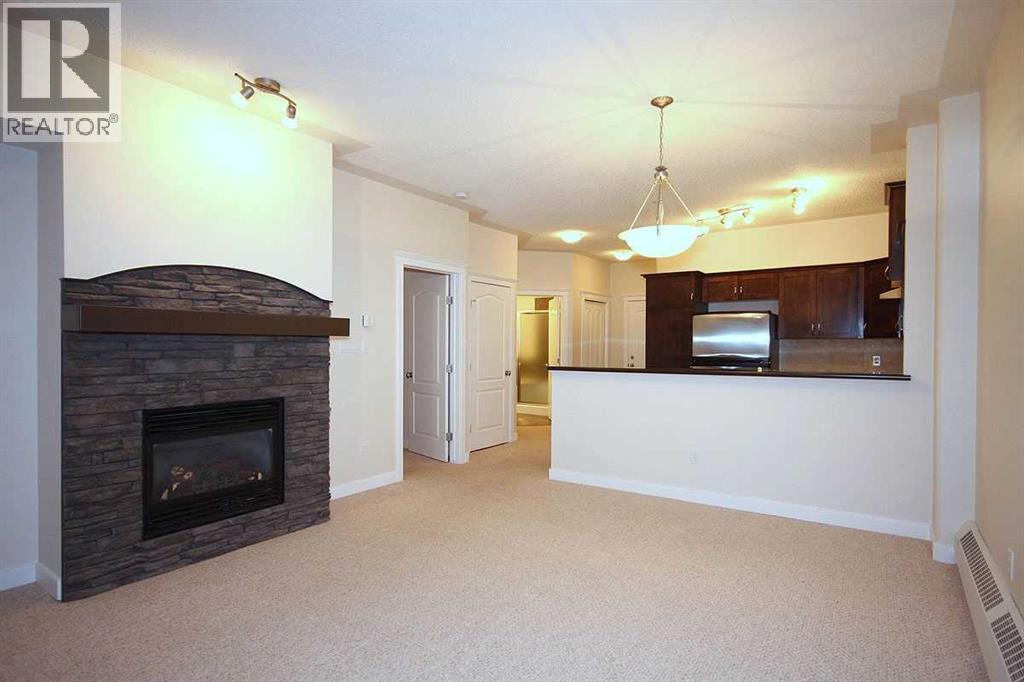 518, 30 Discovery Ridge Close Sw, Calgary, Alberta  T3H 5X5 - Photo 9 - A2261593