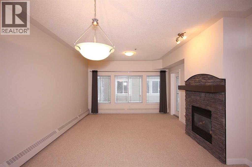 518, 30 Discovery Ridge Close Sw, Calgary, Alberta  T3H 5X5 - Photo 6 - A2261593