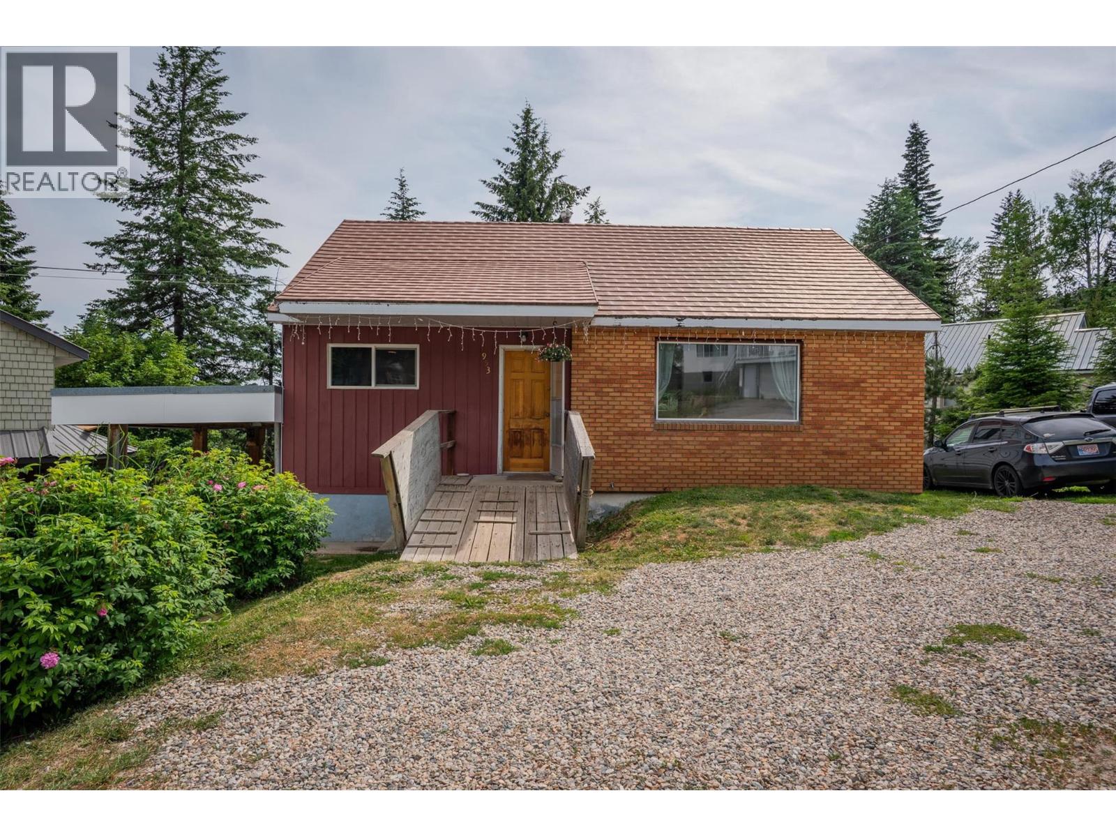 1953 Plewman Way, Rossland, British Columbia  V0G 1Y0 - Photo 31 - 10353239