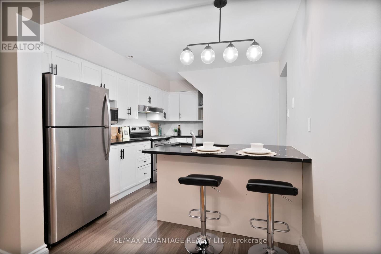 8 - 621 Cranbrook Road, London South, Ontario  N6K 2Y4 - Photo 8 - X12443532