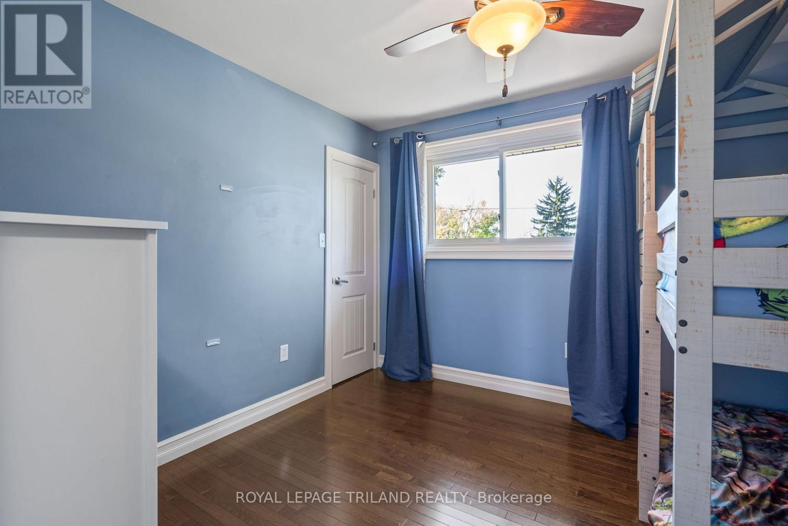 368 Kenmore Place, London East, Ontario  N5Y 1V2 - Photo 32 - X12443542