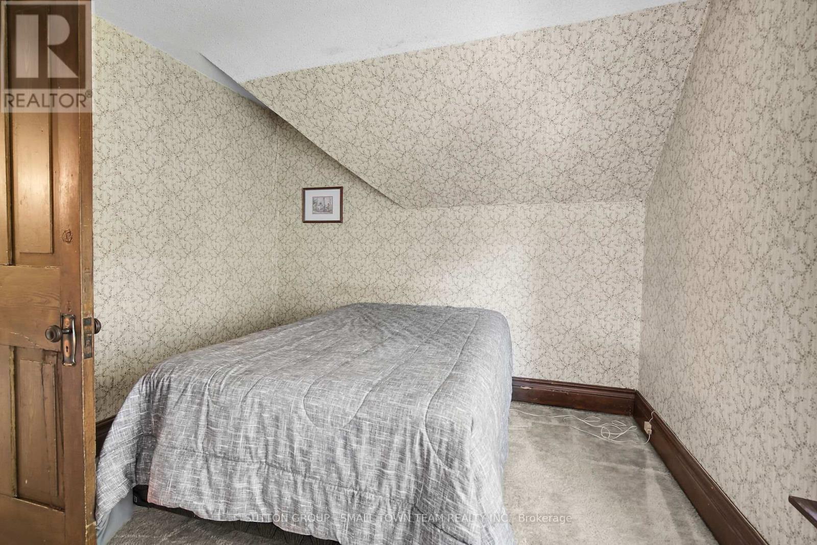 50 Huron Street W, South Huron, Ontario  N0M 1S2 - Photo 20 - X12443597