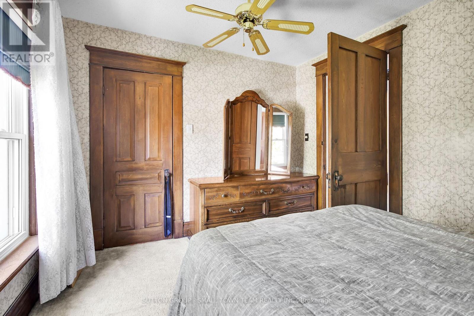 50 Huron Street W, South Huron, Ontario  N0M 1S2 - Photo 21 - X12443597