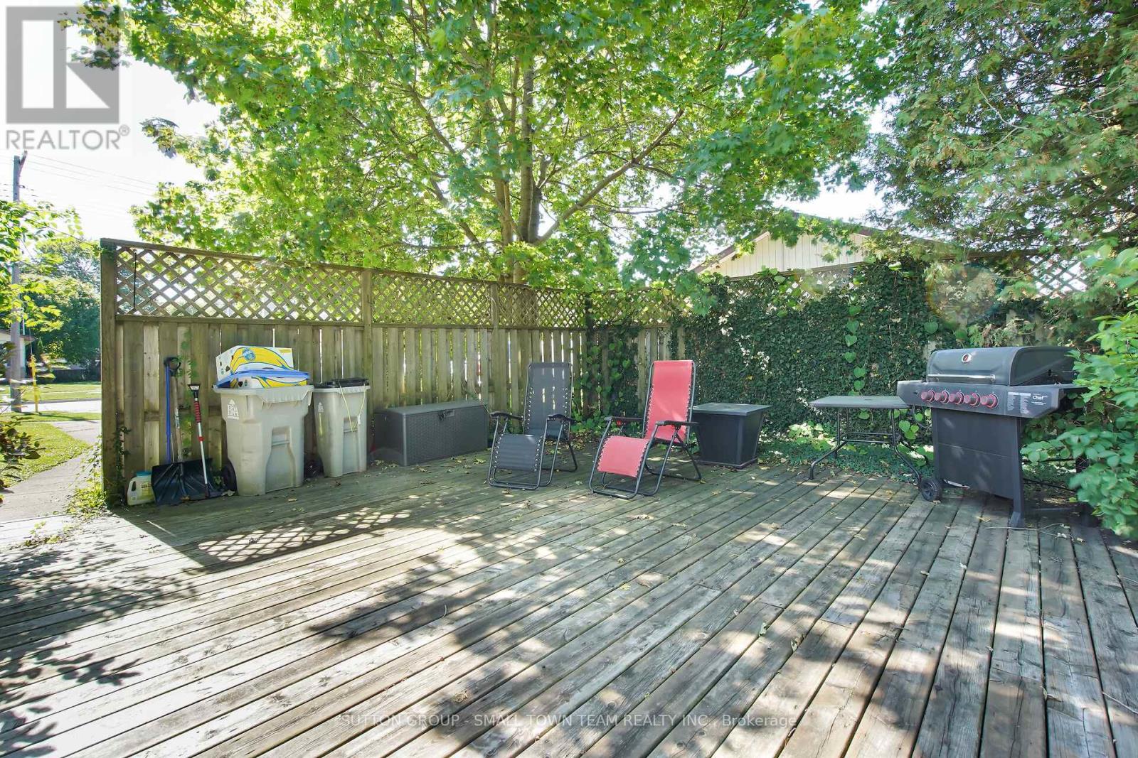 50 Huron Street W, South Huron, Ontario  N0M 1S2 - Photo 33 - X12443597