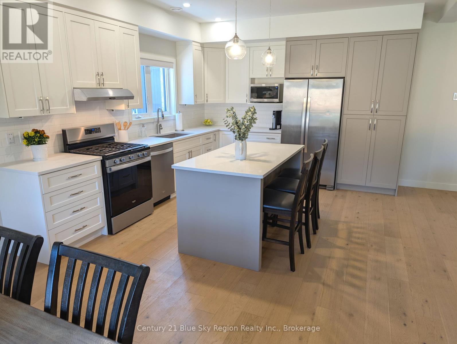 160 Sugarbush Street, North Bay, Ontario  P1C 1M8 - Photo 14 - X12442342