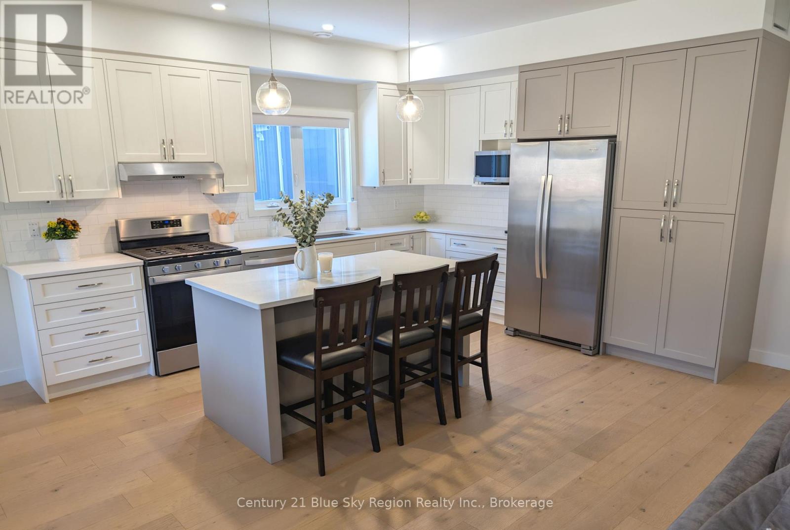 160 Sugarbush Street, North Bay, Ontario  P1C 1M8 - Photo 15 - X12442342