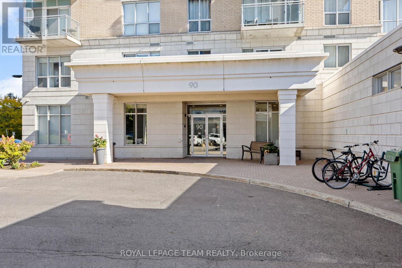 306 - 90 Landry Street, Ottawa, Ontario  K1L 0A9 - Photo 2 - X12443491