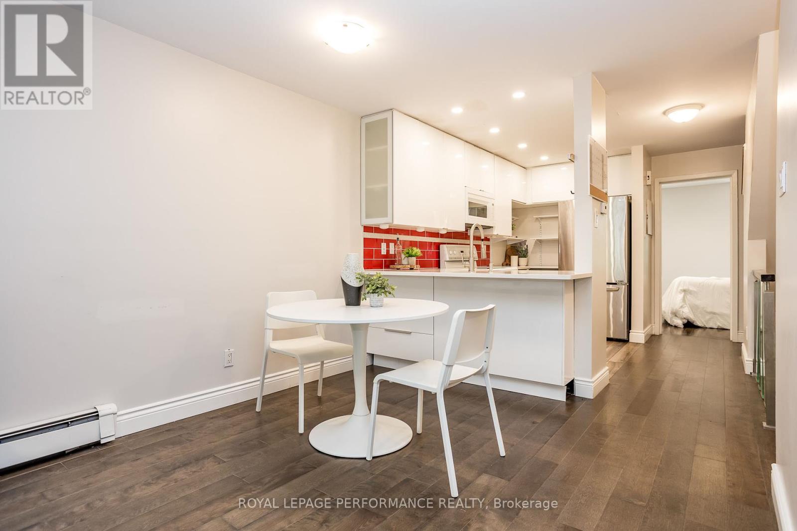 59 - 233 Mart Circle, Ottawa, Ontario  K1K 4K2 - Photo 12 - X12443525