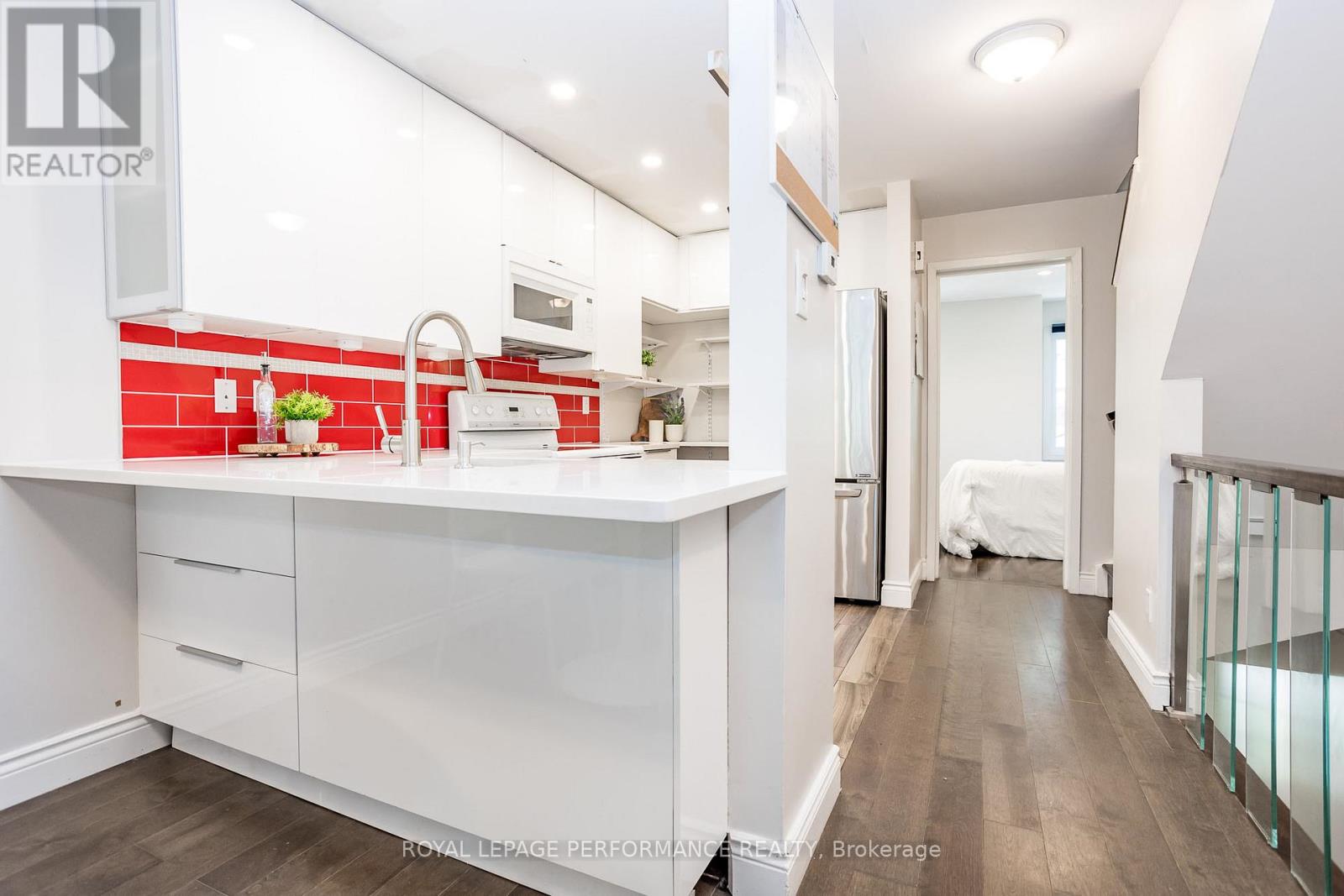 59 - 233 Mart Circle, Ottawa, Ontario  K1K 4K2 - Photo 15 - X12443525