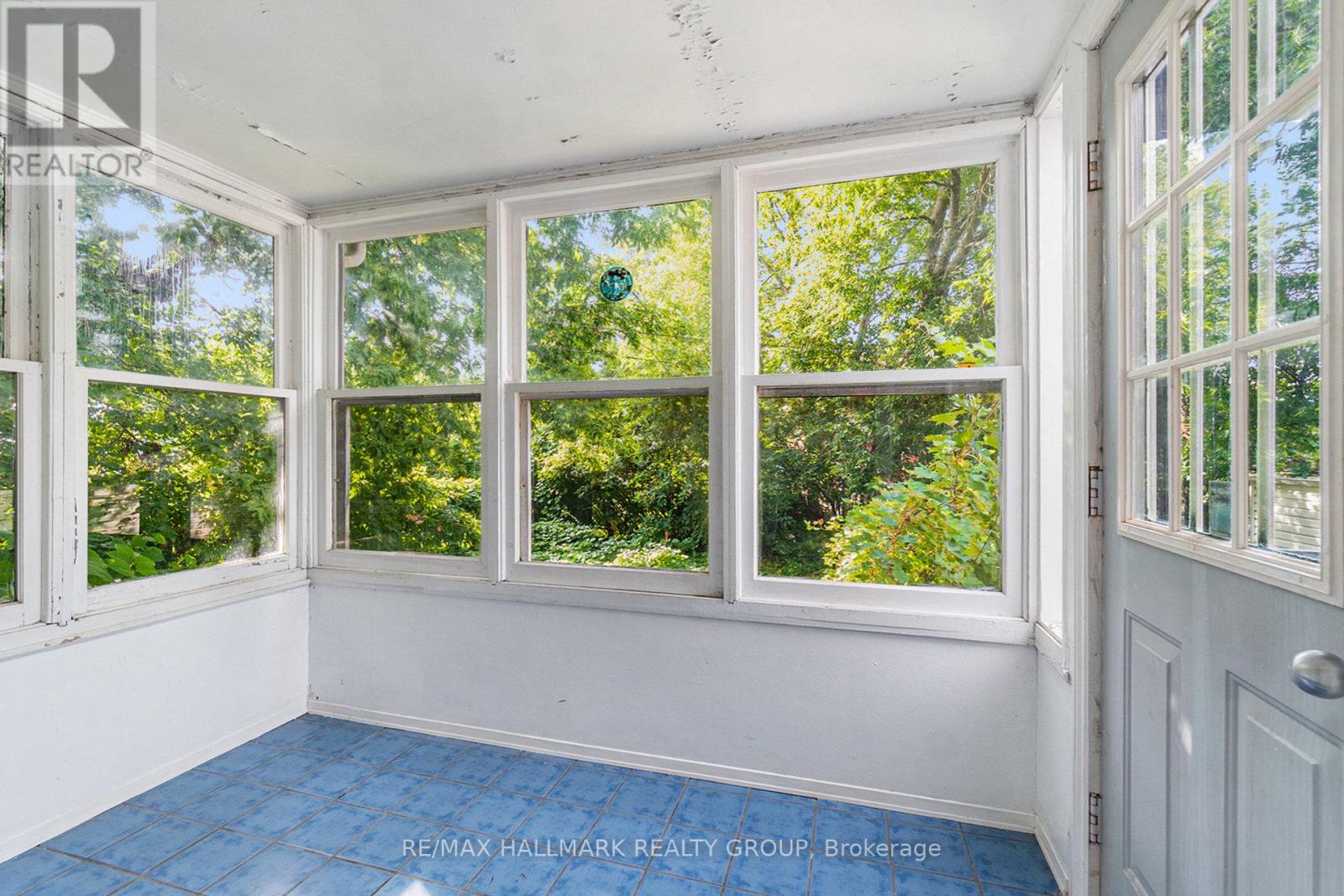 426 Blake Boulevard, Ottawa, Ontario  K1K 1B1 - Photo 23 - X12443558