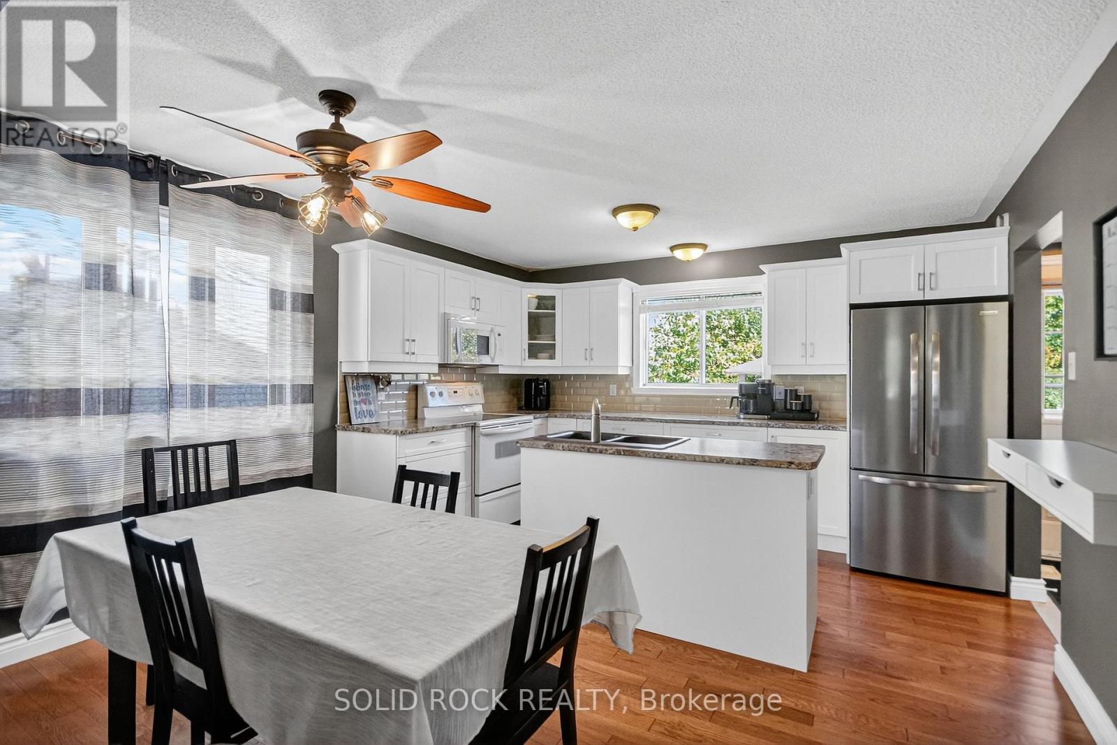 54 Rowan Drive, South Dundas, Ontario  K0C 1X0 - Photo 10 - X12443572