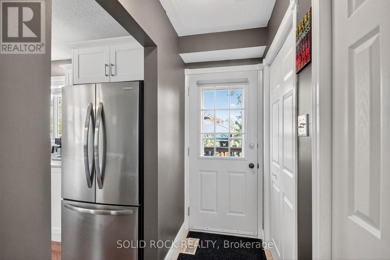 54 Rowan Drive, South Dundas, Ontario  K0C 1X0 - Photo 16 - X12443572