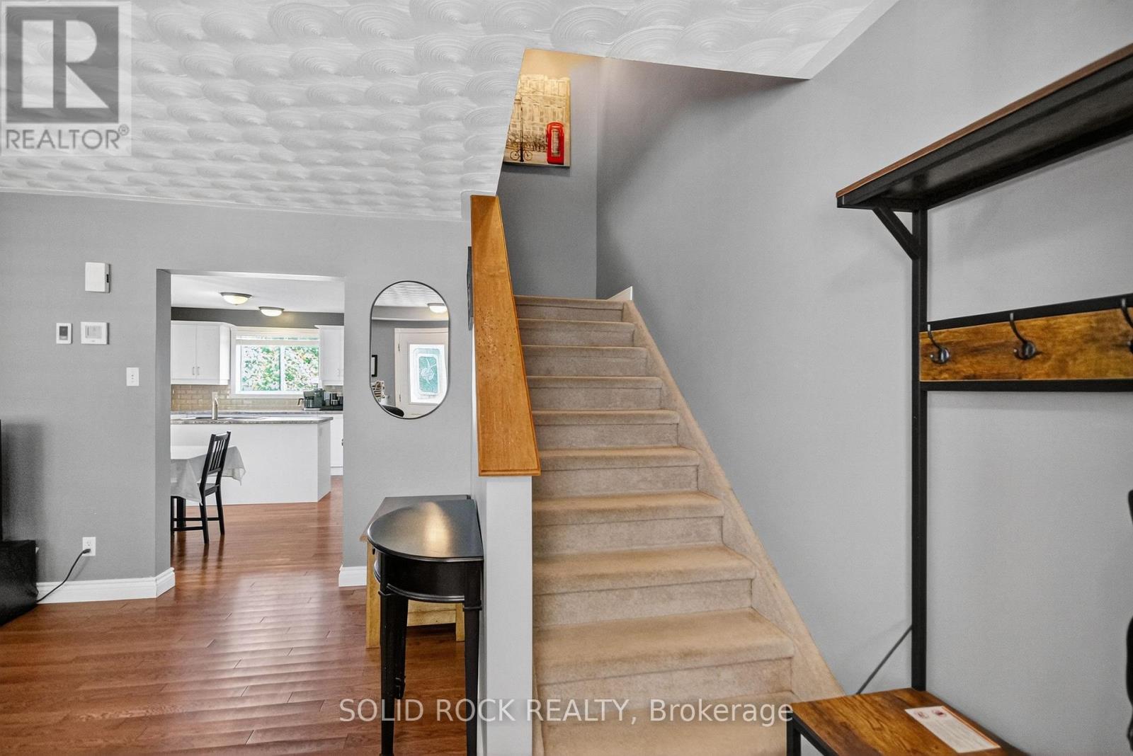 54 Rowan Drive, South Dundas, Ontario  K0C 1X0 - Photo 17 - X12443572