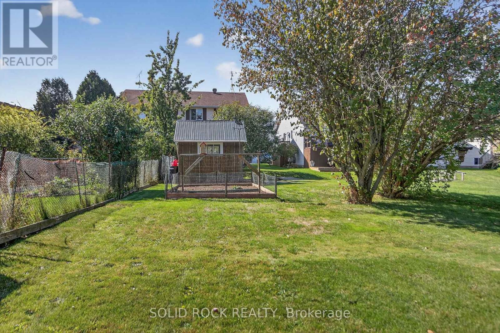 54 Rowan Drive, South Dundas, Ontario  K0C 1X0 - Photo 28 - X12443572