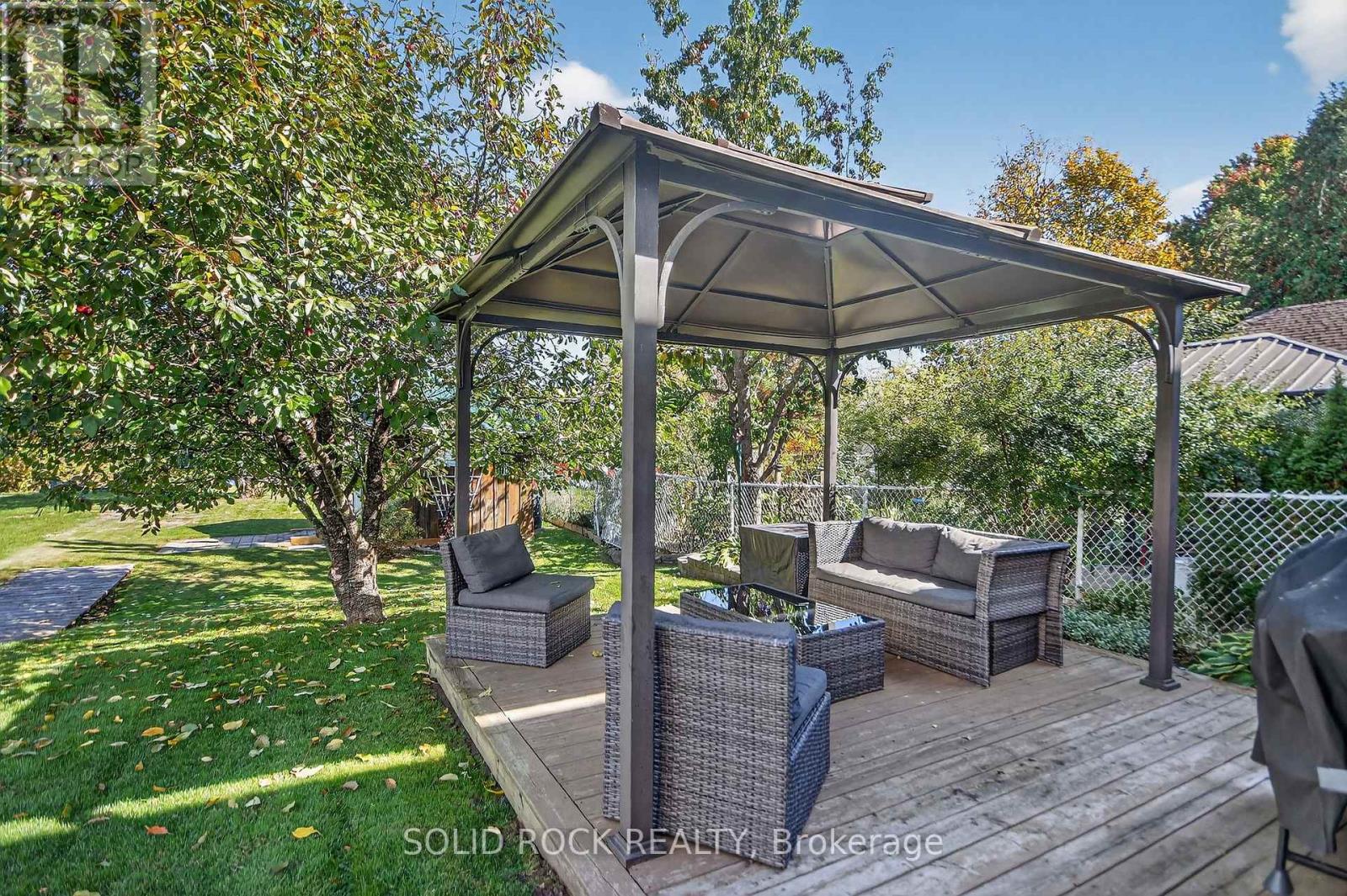 54 Rowan Drive, South Dundas, Ontario  K0C 1X0 - Photo 31 - X12443572