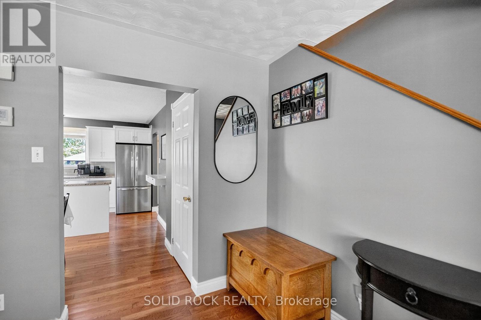 54 Rowan Drive, South Dundas, Ontario  K0C 1X0 - Photo 8 - X12443572