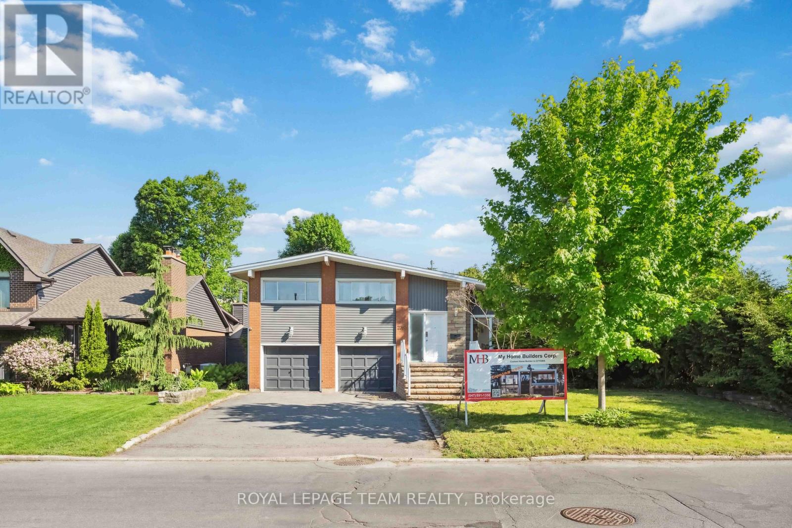 2353 Georgina Drive, Ottawa, Ontario  K2B 7M6 - Photo 2 - X12443577
