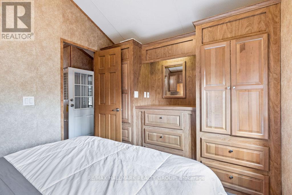 276 White Cedars Road, Bonnechere Valley, Ontario  K0J 1T0 - Photo 18 - X12443592
