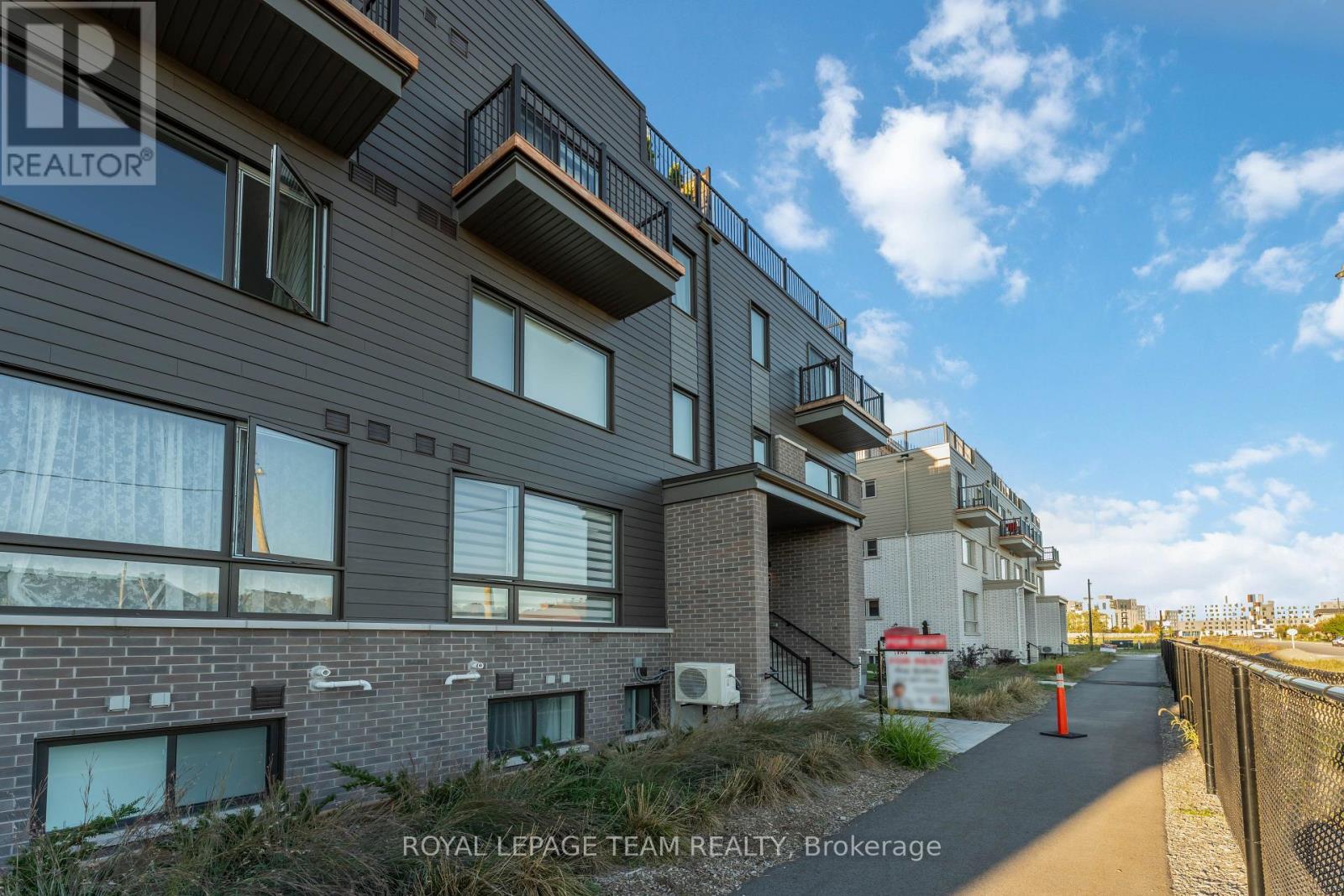 720 Mishi Private, Ottawa, Ontario  K1K 5C5 - Photo 22 - X12443624