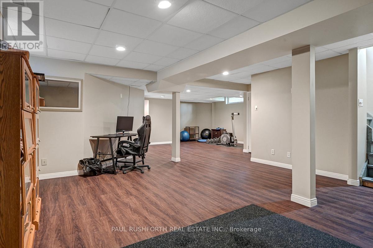 1793 Hunters Run Drive, Ottawa, Ontario  K1C 6X3 - Photo 24 - X12443643