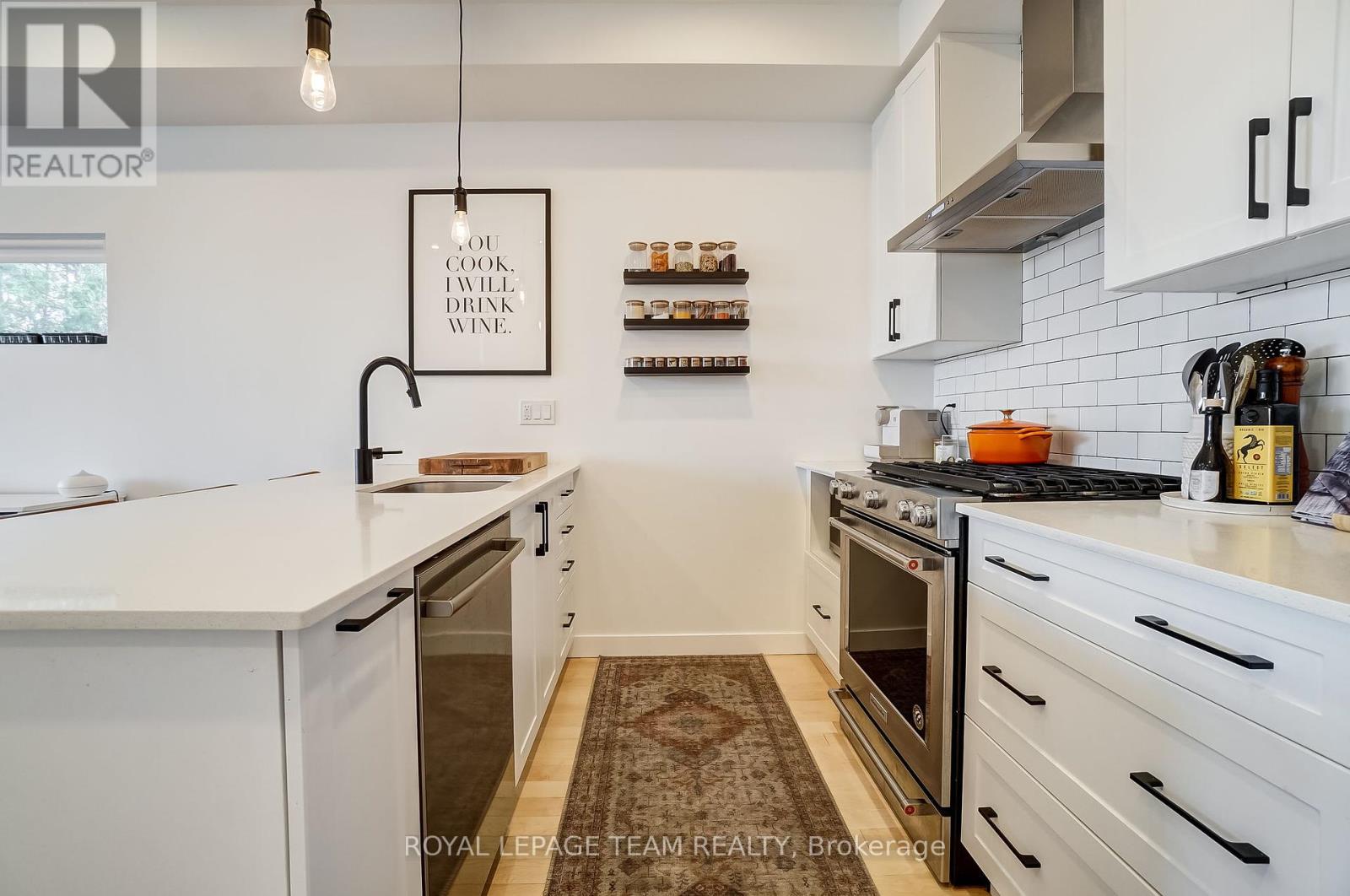 125 Carruthers Avenue, Ottawa, Ontario  K1Y 1N4 - Photo 15 - X12443647