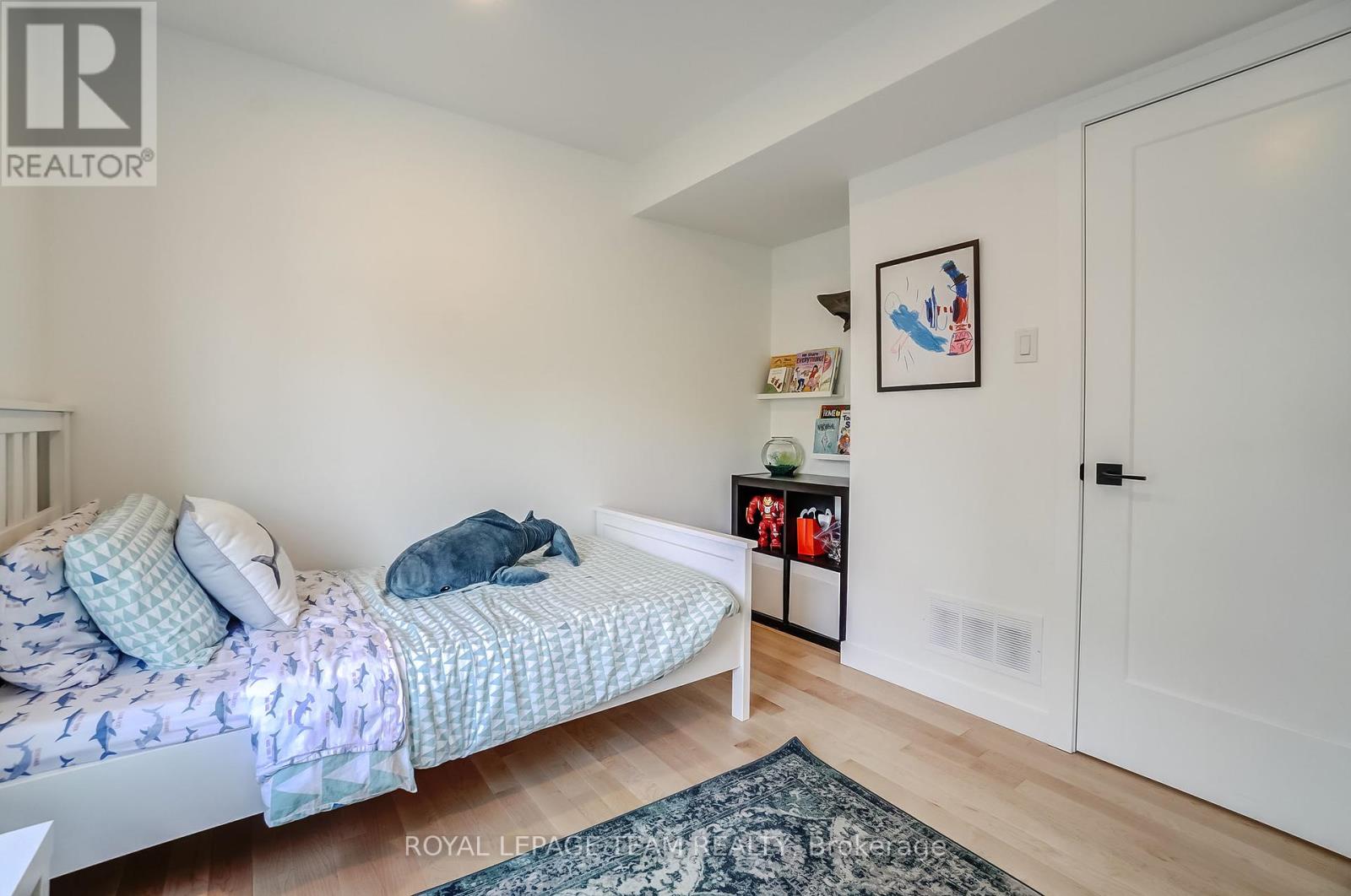 125 Carruthers Avenue, Ottawa, Ontario  K1Y 1N4 - Photo 29 - X12443647