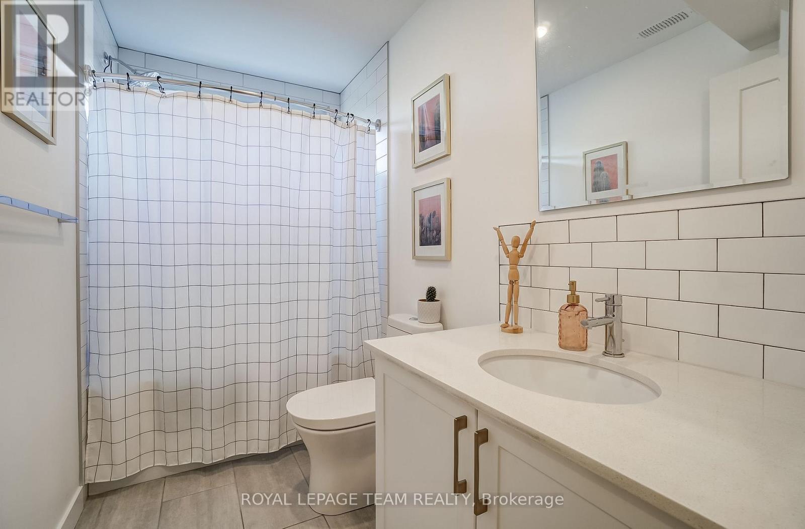 125 Carruthers Avenue, Ottawa, Ontario  K1Y 1N4 - Photo 31 - X12443647