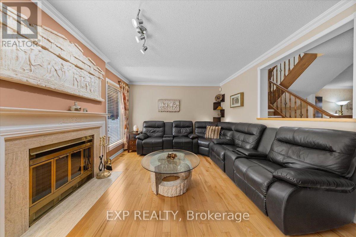 1416 Progress Place, Ottawa, Ontario  K1B 5M5 - Photo 10 - X12443649