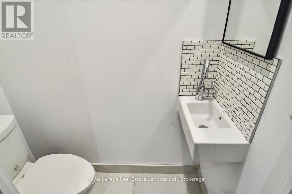 330 - 35 Wabash Avenue, Toronto, Ontario  M6R 0A9 - Photo 10 - W12443584