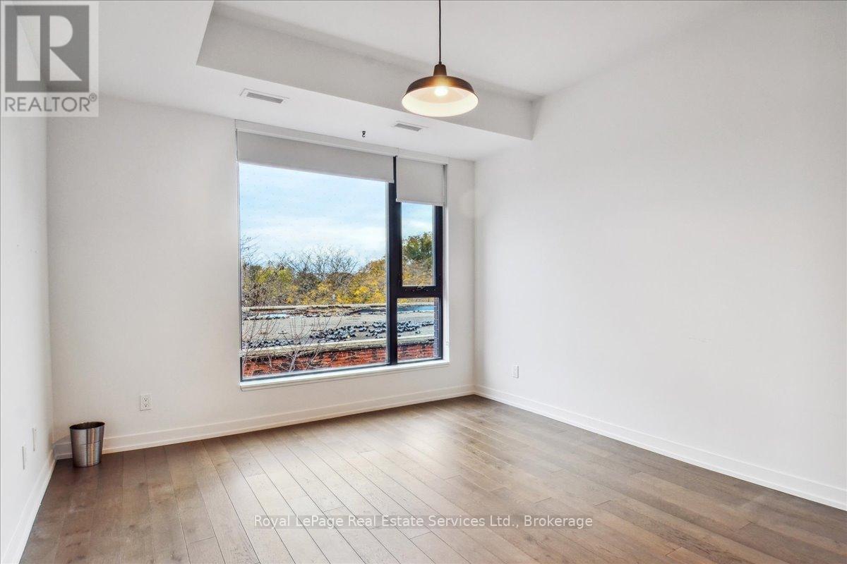 330 - 35 Wabash Avenue, Toronto, Ontario  M6R 0A9 - Photo 11 - W12443584